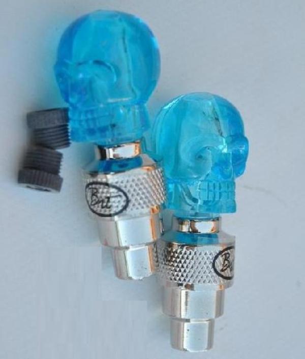 Skull Shaped Illuminated Valve Cap (2 pcs)