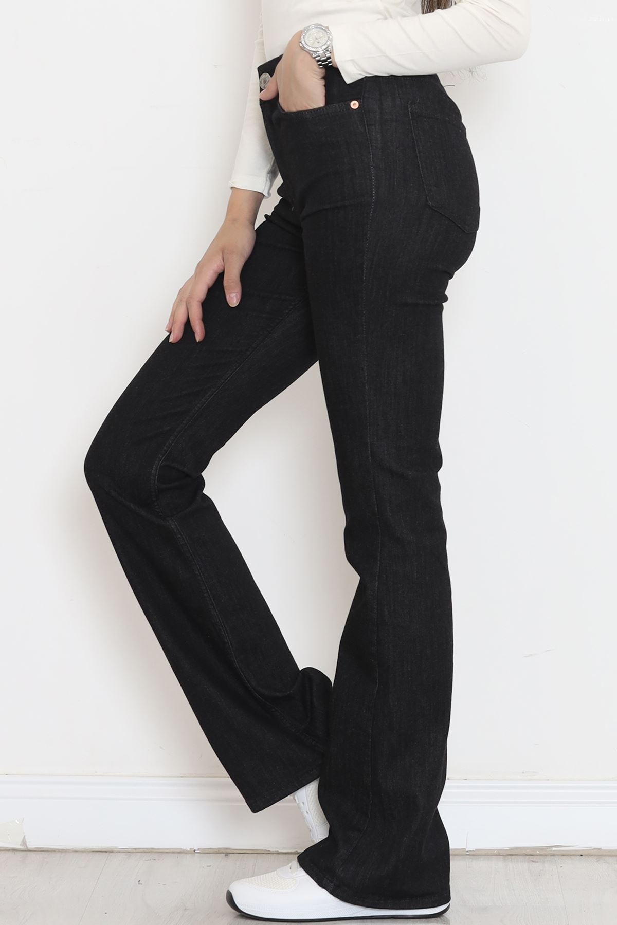 Flared Jeans Black1