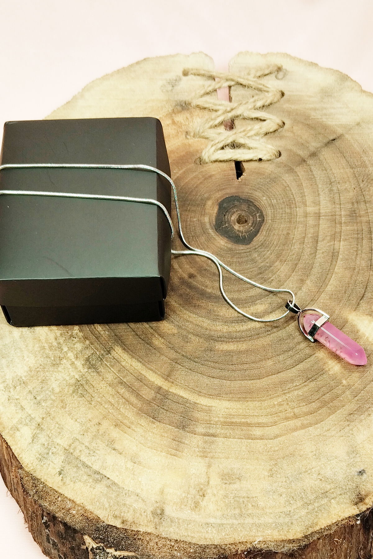 Handmade Design Necklace with Pink Quartz Natural Stone Chain Pendant: 3.5 cm Chain: 20 cm Boxed