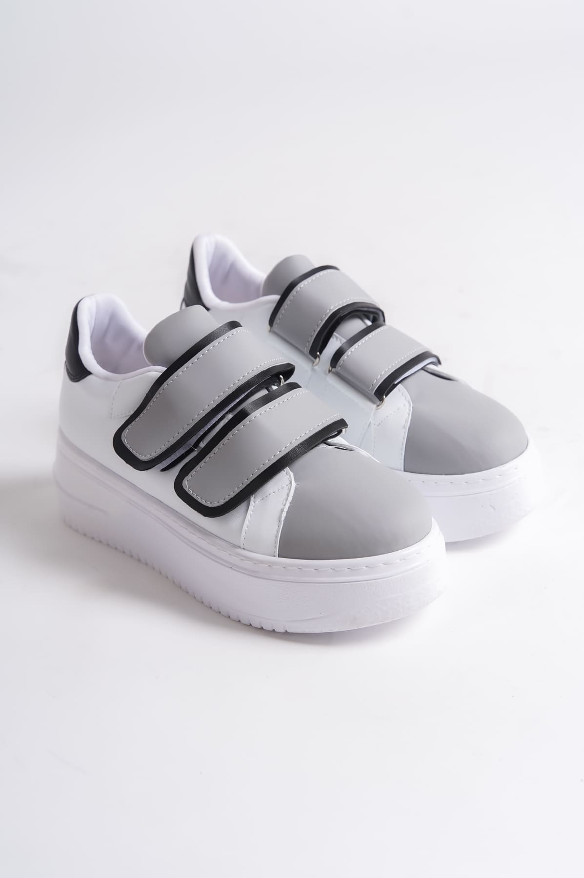 CLZ948 Lace-Up Velcro Orthopedic Sole Women's Sneaker Shoes BT White/Grey