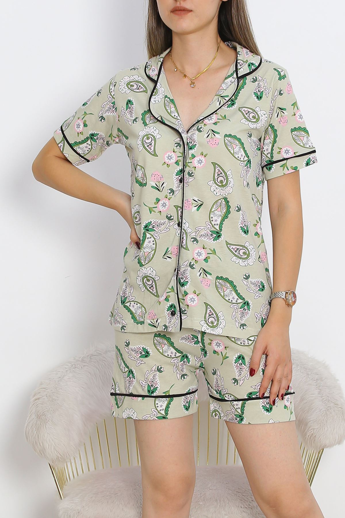 Buttoned Shorts Pajama Set Mint