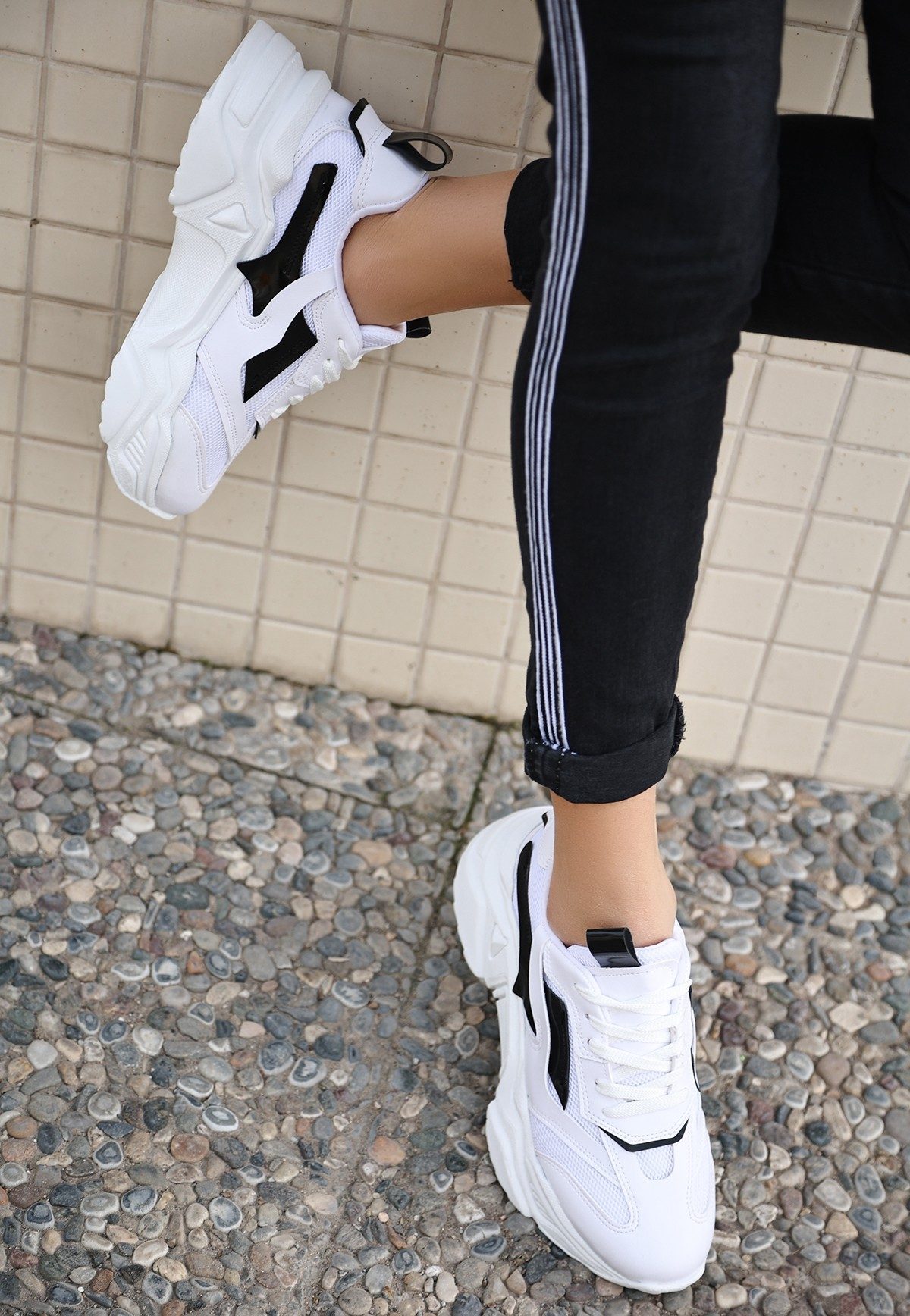 White Skin Black Detailed Lace-Up Sneakers