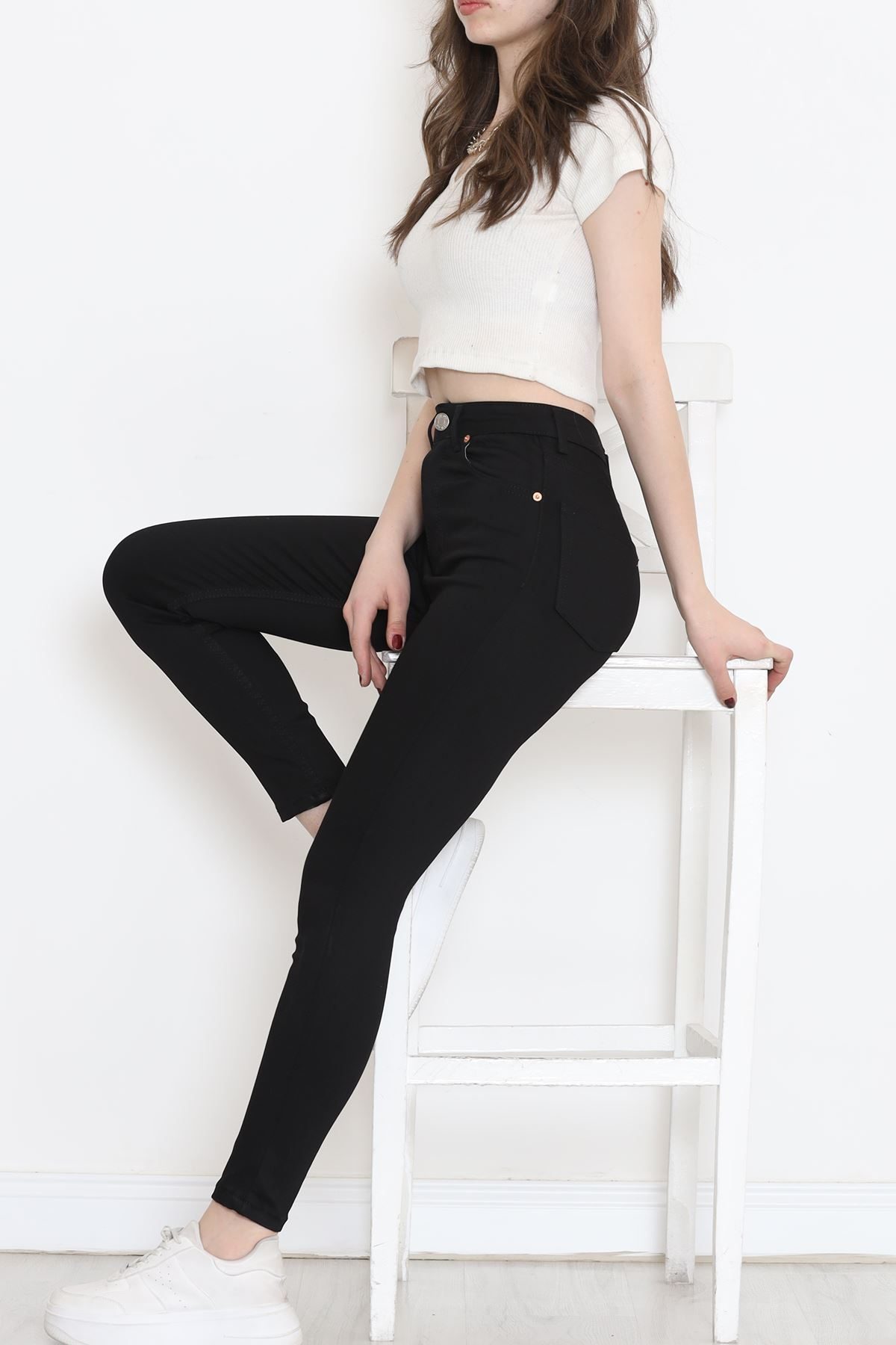 Narrow Leg Jeans Black