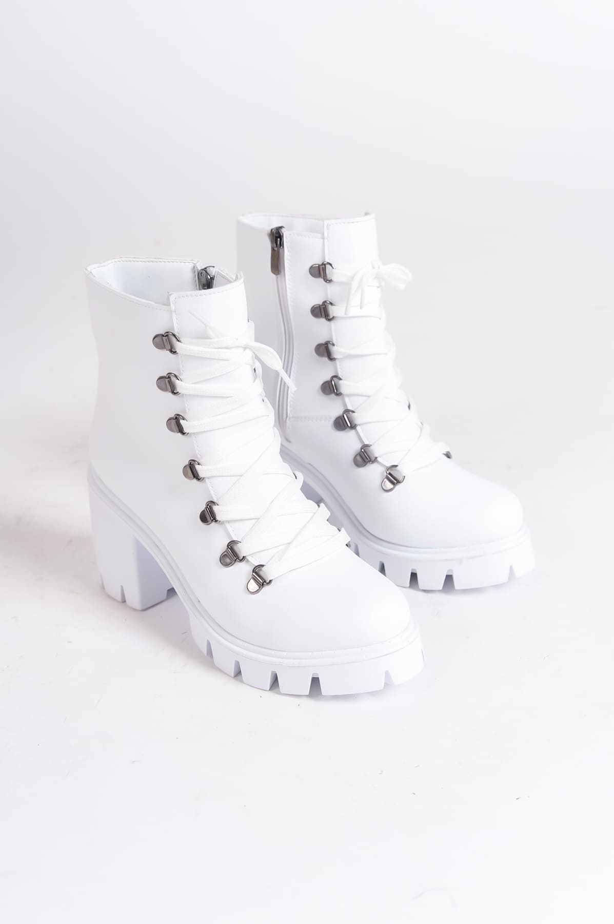 CLZ948 Lace-up Zippered Orthopedic Sole Waterproof and Cold Resistant Heeled Skin Women's Boots BT White