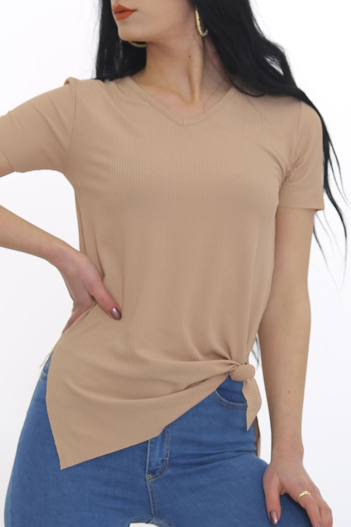 V-Neck T-Shirt with Slits Milky-coffee