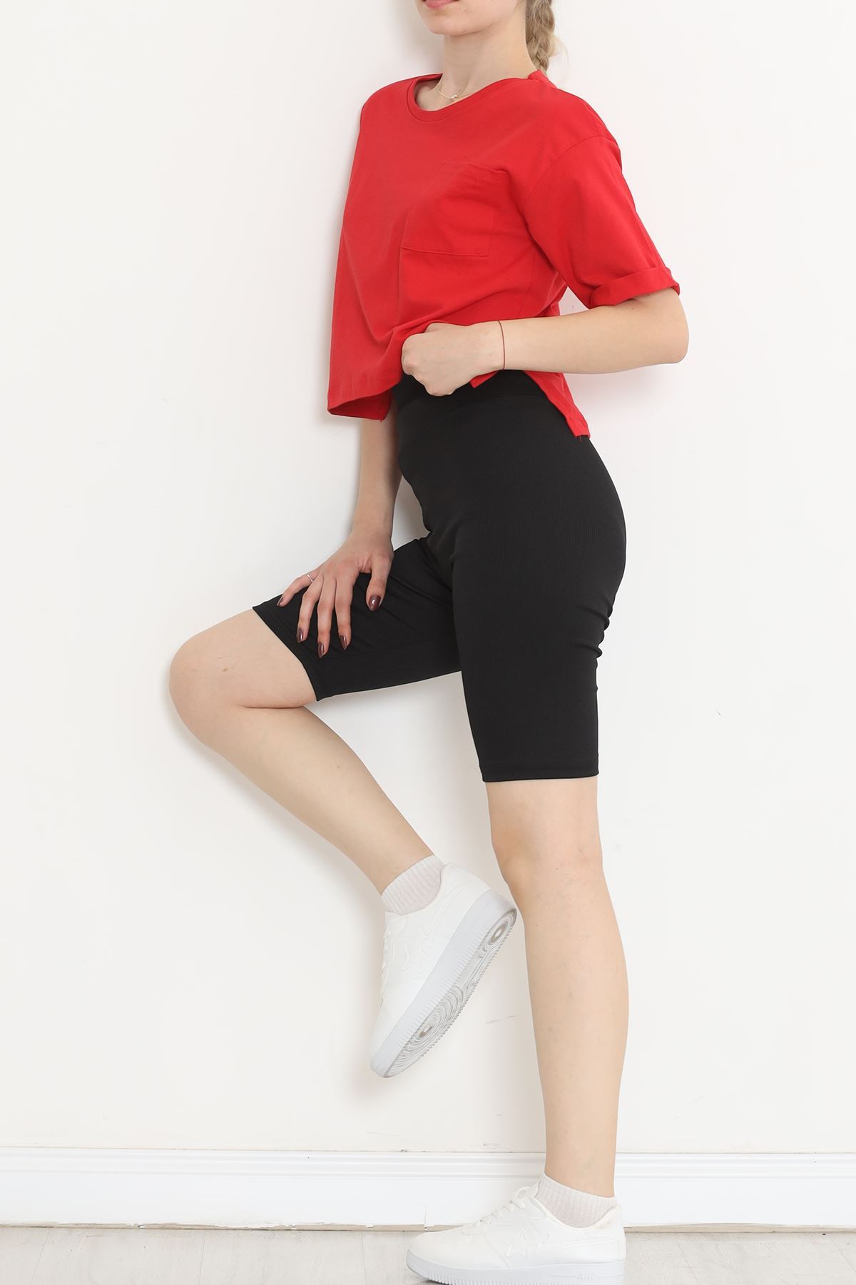 T-shirt with Pocket Slits Red