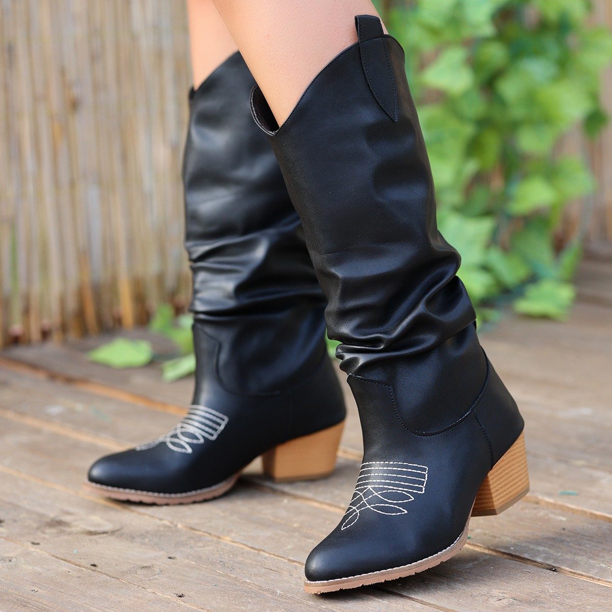 Black Skin Heeled Boots