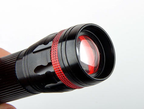 2 Km Range Aluminum Flashlight with Power Led and Zoom