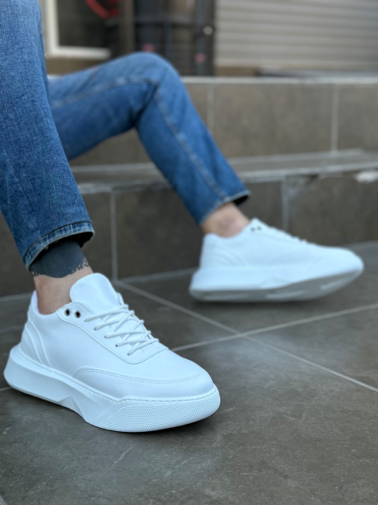 Casual Lace-Up Men's High Sole White Sneakers