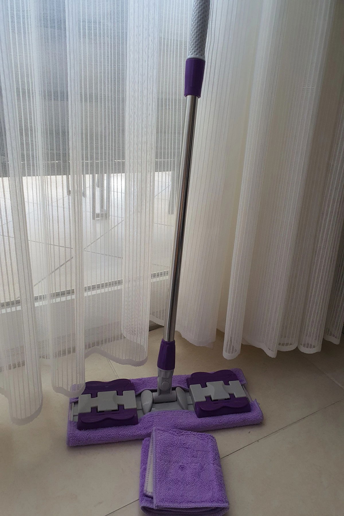 Telescopic Glass Floor Ceiling Wiping - Use the Cloth You Want - 4 Latches - Mop Set with Spare Cloth