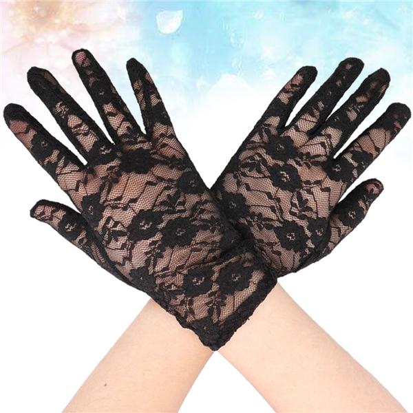 Black Color Wrist Length Lace Gloves Adult Size