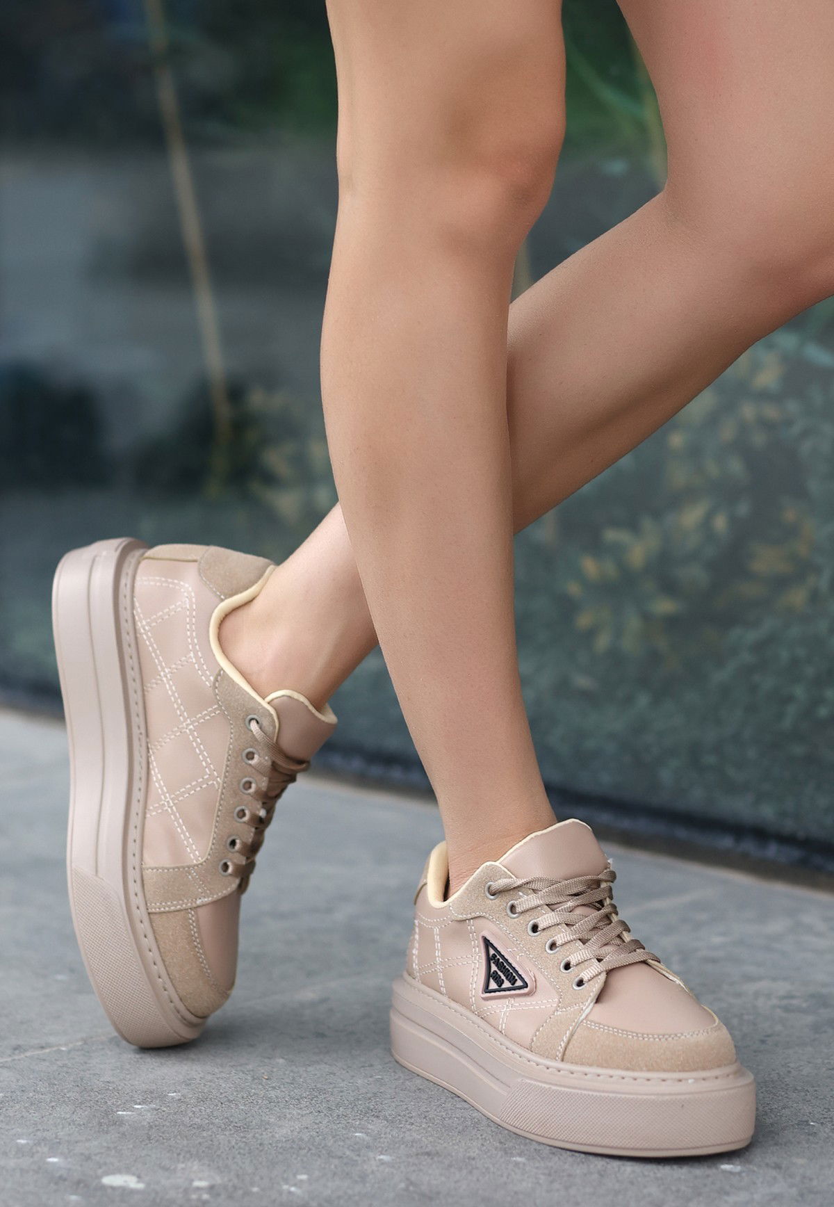 Nude Skin Lace-up Sneakers