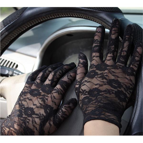 Black Color Wrist Length Lace Gloves Adult Size