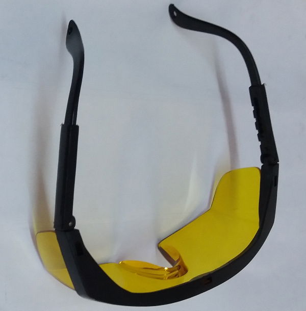 Protected Laboratory Goggles Yellow