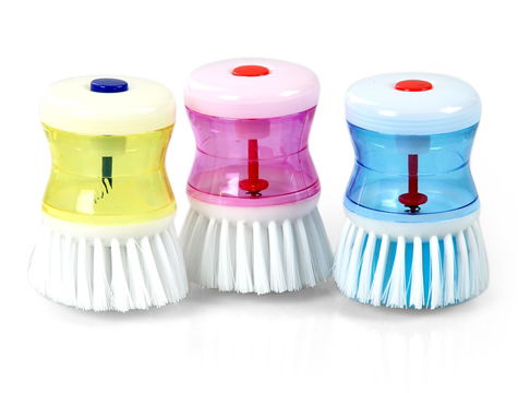 Dish Brush with Detergent Reservoir