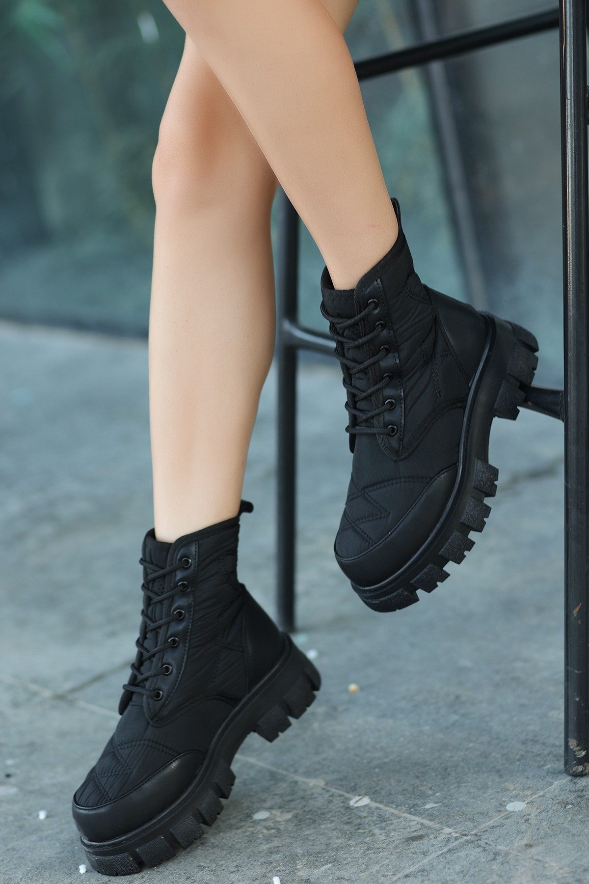 Black Skin Lace-up Boots