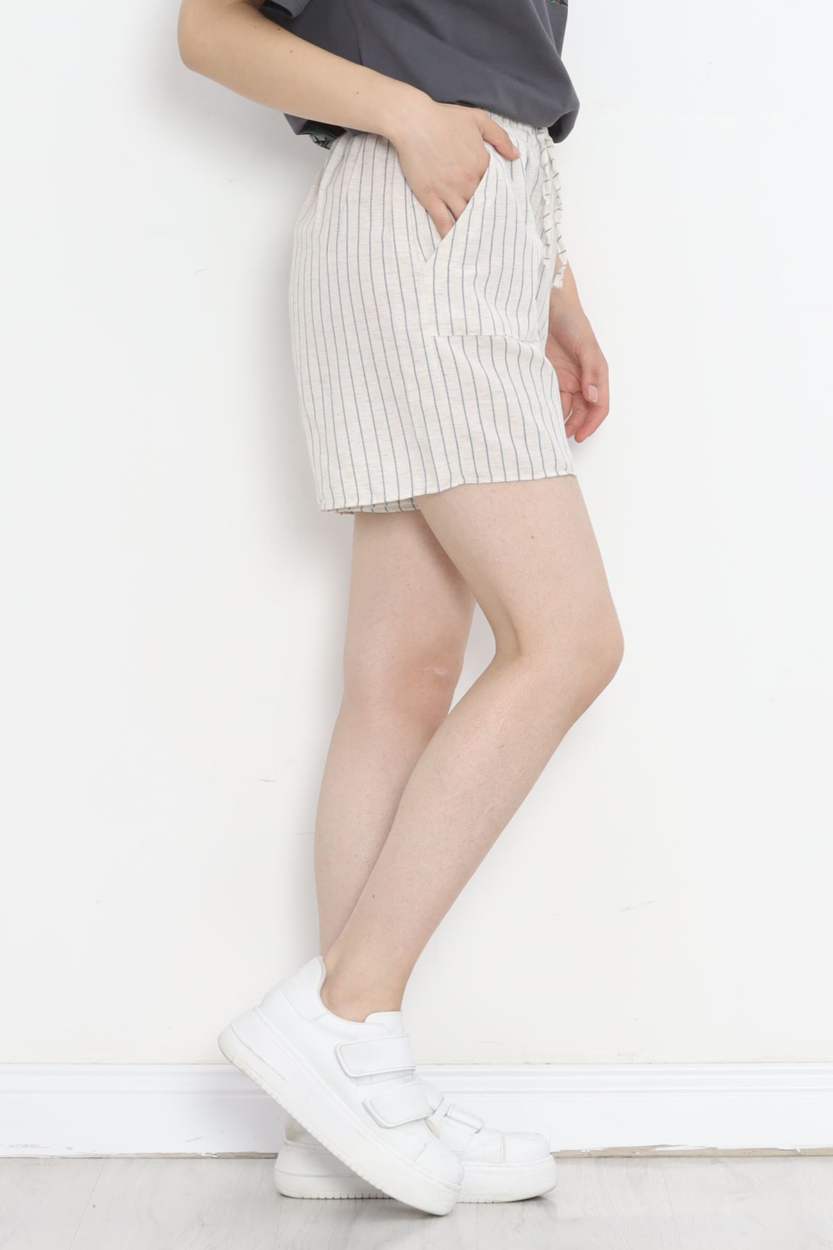 Linen Shorts Beige