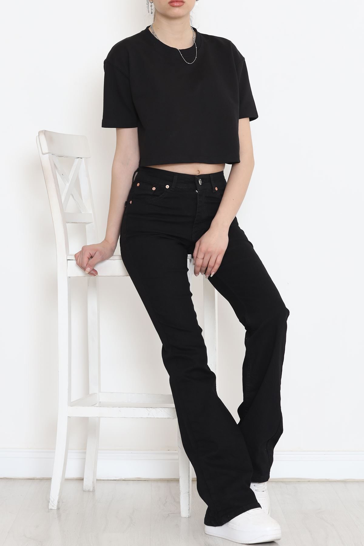 Flared Jeans Black1