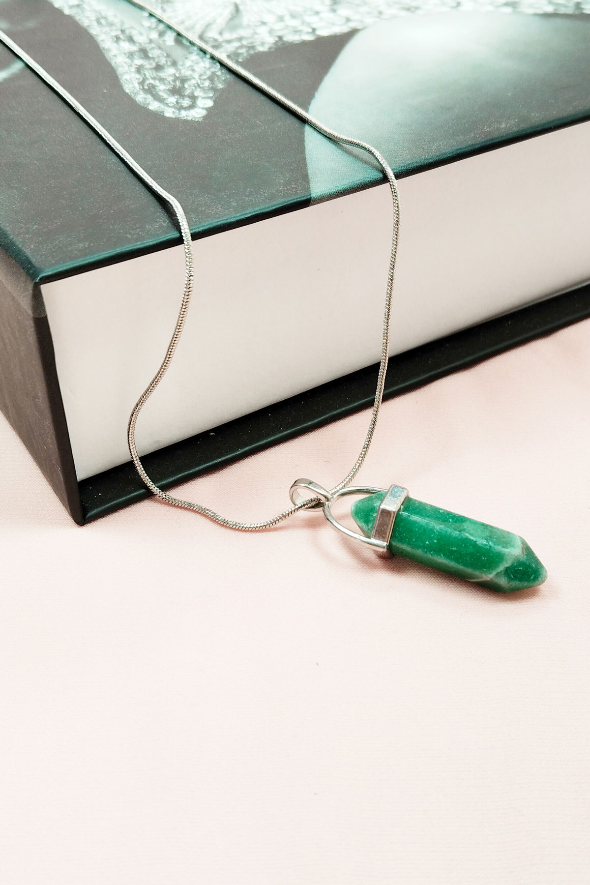 Jade Natural Stone Chain Necklace with Handmade Design Pendant: 3.5 cm Chain: 20 cm Boxed