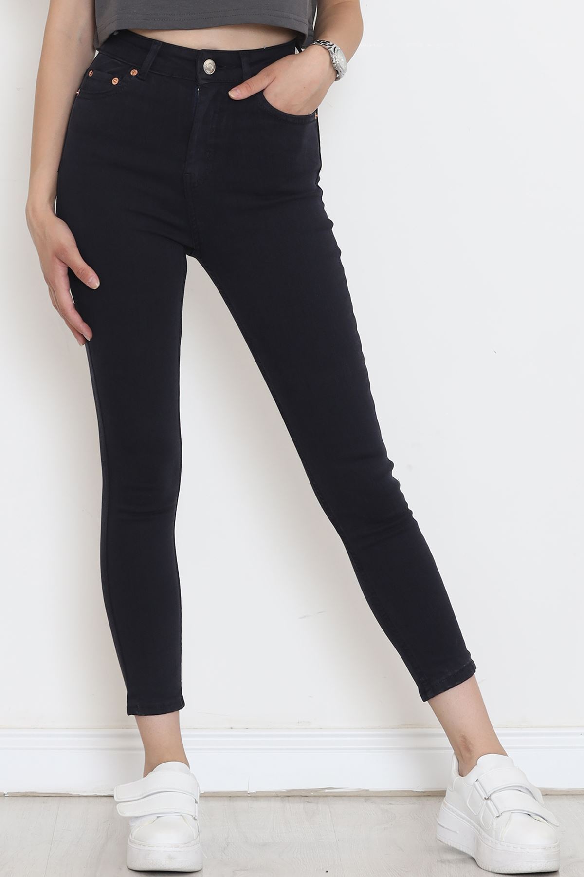 Narrow Leg Jeans Navy Blue2