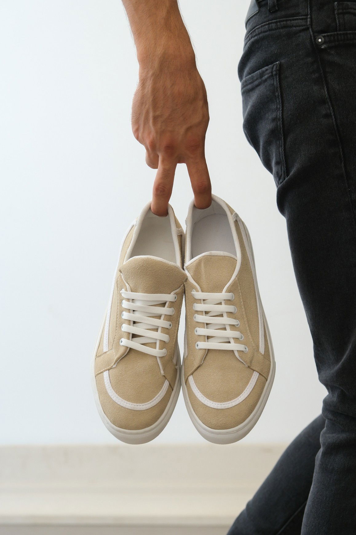 Lace-up Leather Dust Casual Cream Color Sneakers