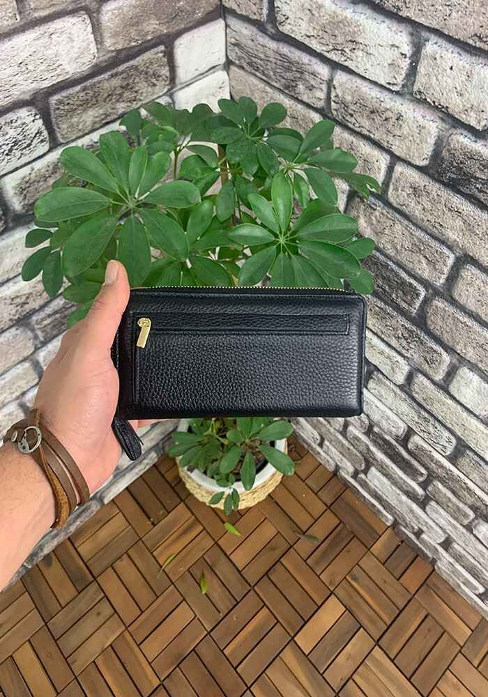 Black Hand Portfolio with Zipper and Leather Pat