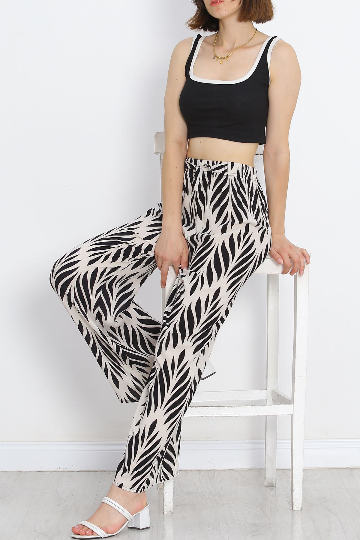 Patterned Woven Pants Black Patterned1