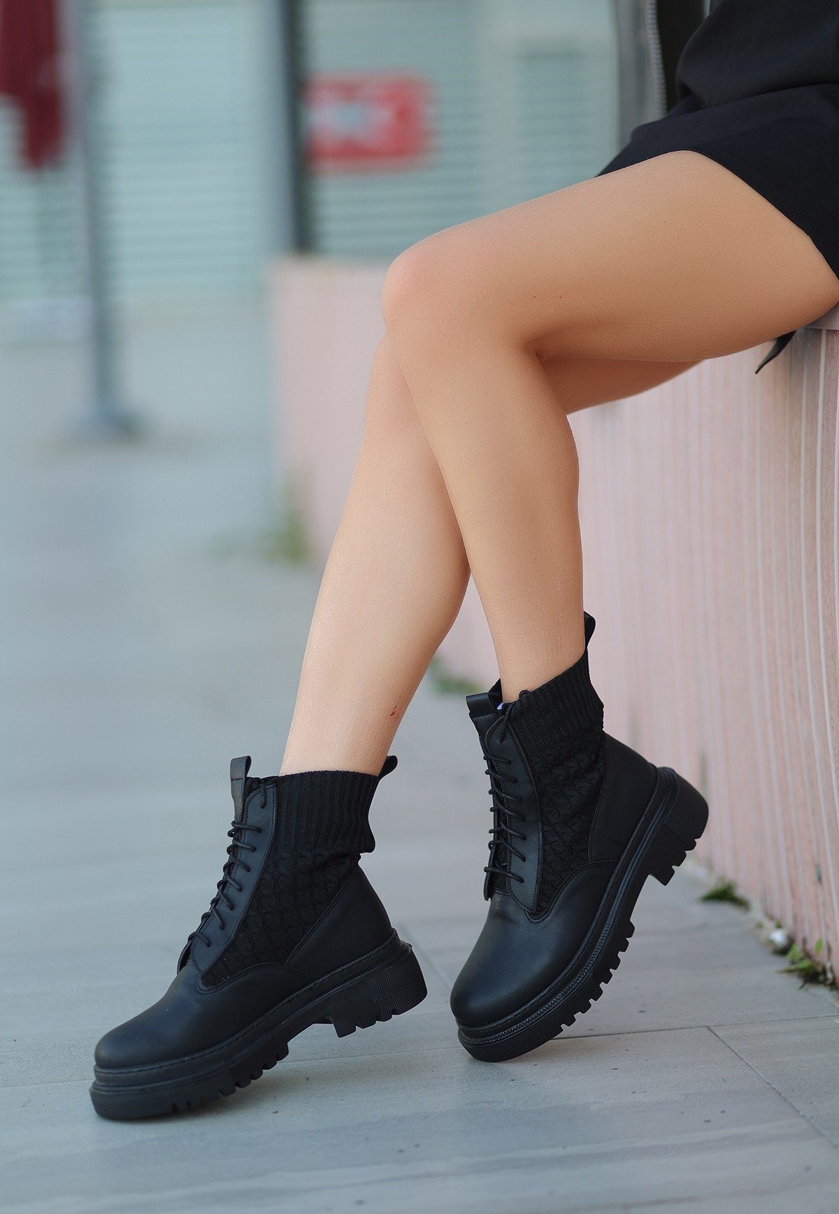 Black Skin Lace-up Boots