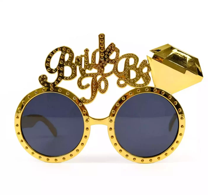 Gold Color Bride To Be Written Bride Goggles 15x10 cm