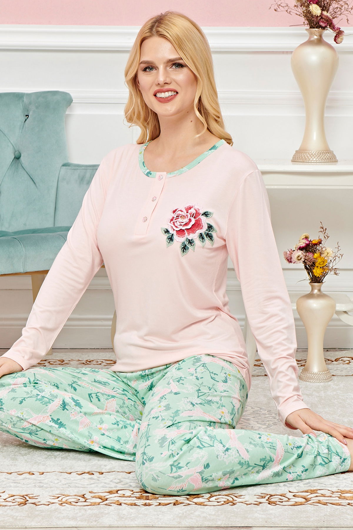 Women's Long Sleeve Pajama Set Model no 7595