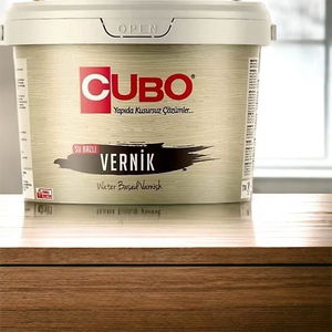 Cubo Water Based Gloss Varnish Transparent 0.75 Liter