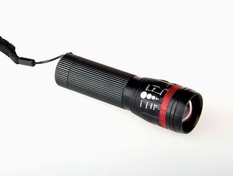 2 Km Range Aluminum Flashlight with Power Led and Zoom