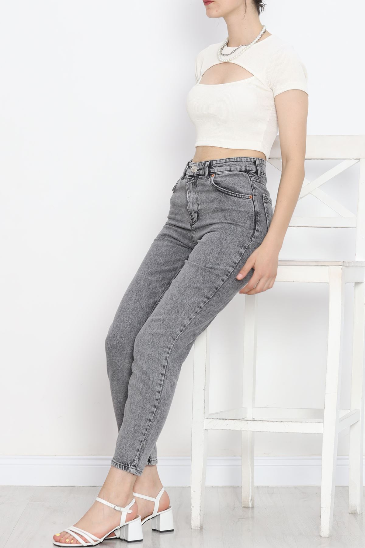 Low-cut Crop Body Ecru