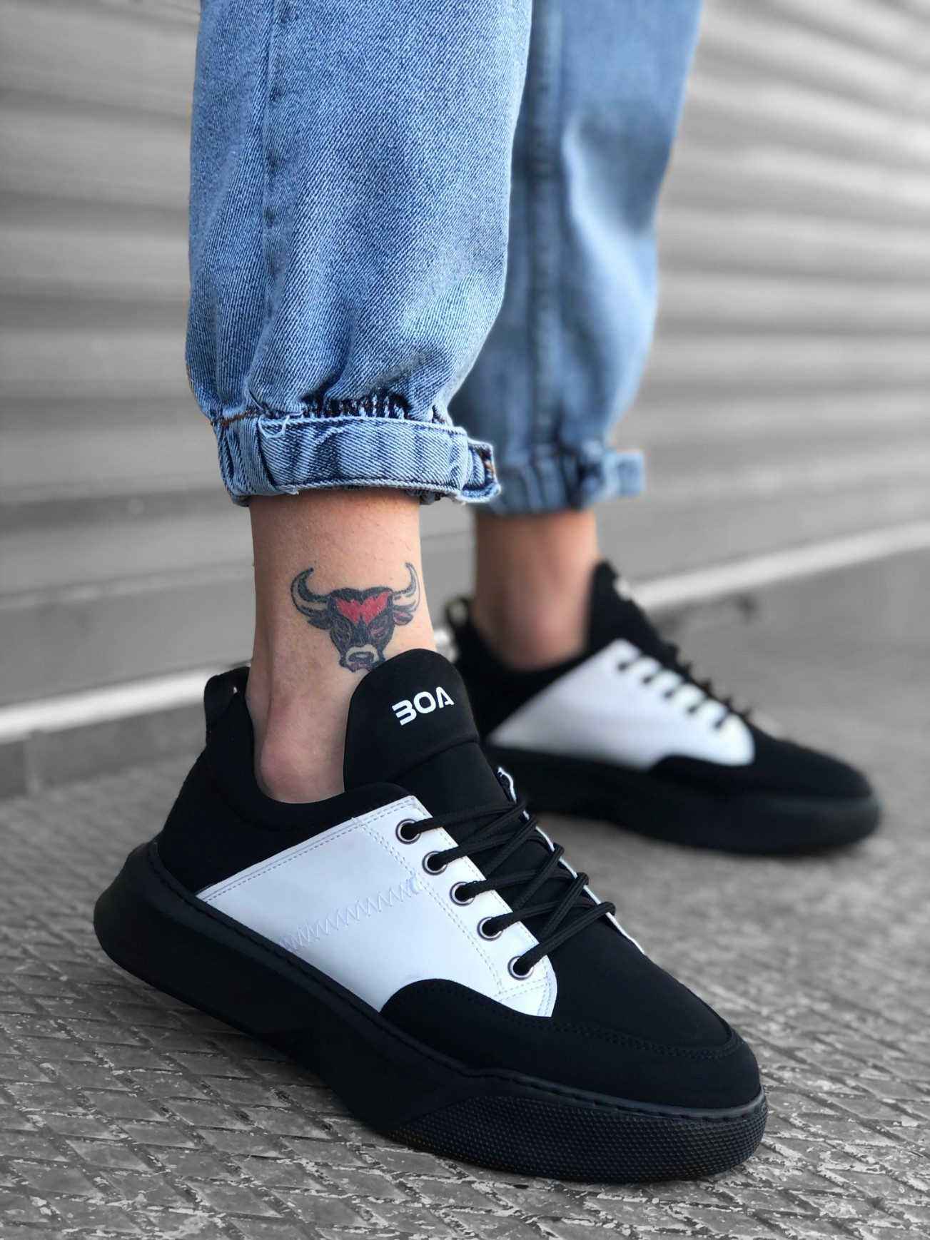 Lace-up Men's High Sole Black and White Sneakers