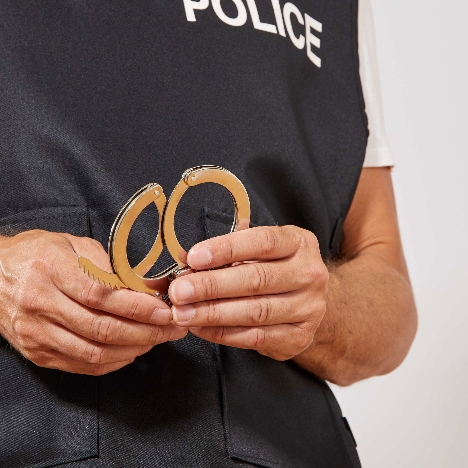 Toy Police Handcuffs with Key Made of Metal Material