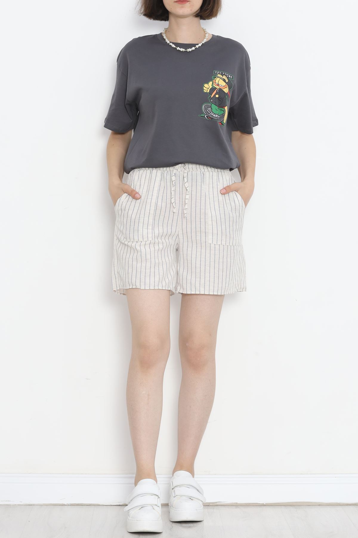 Linen Shorts Beige