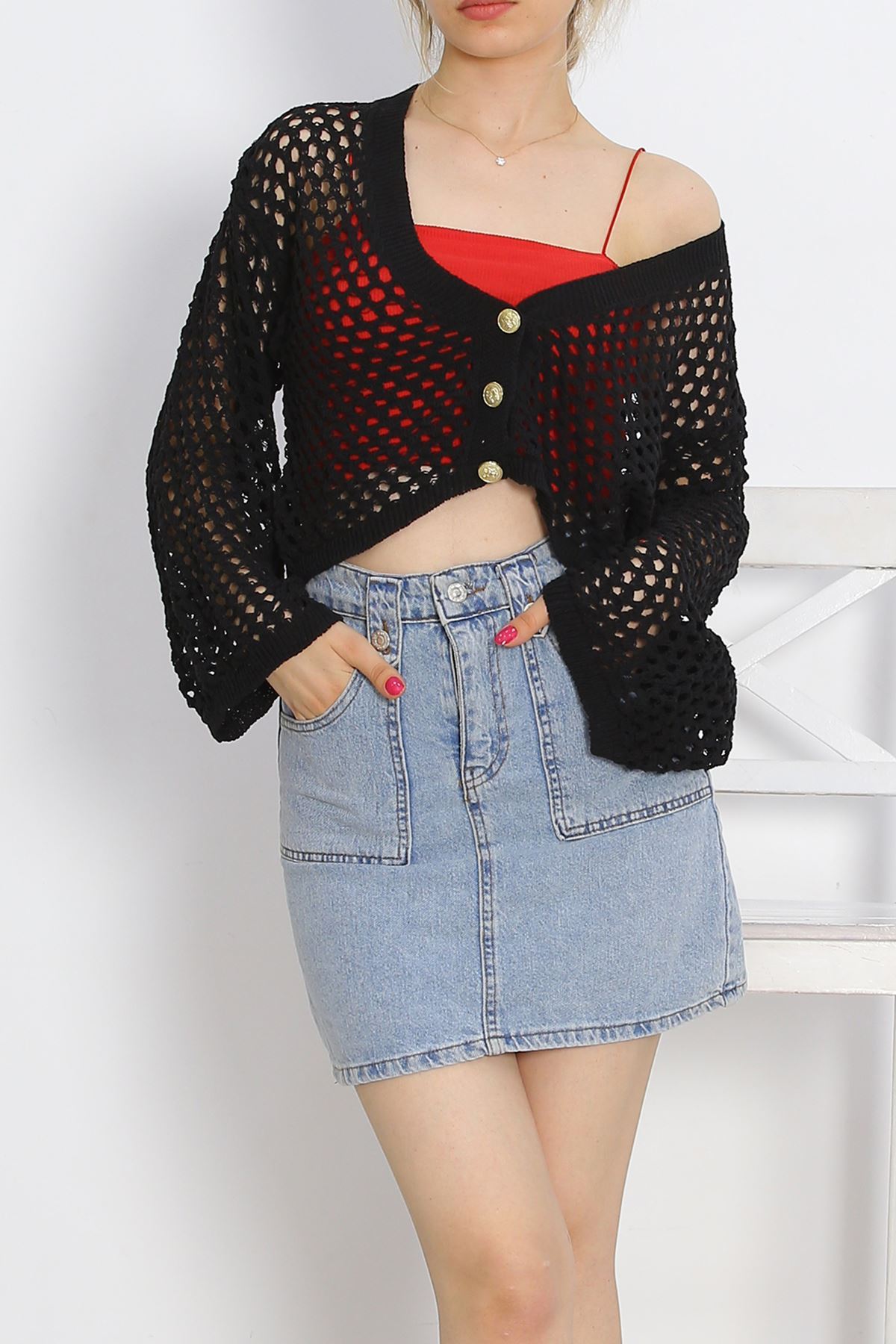 Buttoned Pity Cardigan Black