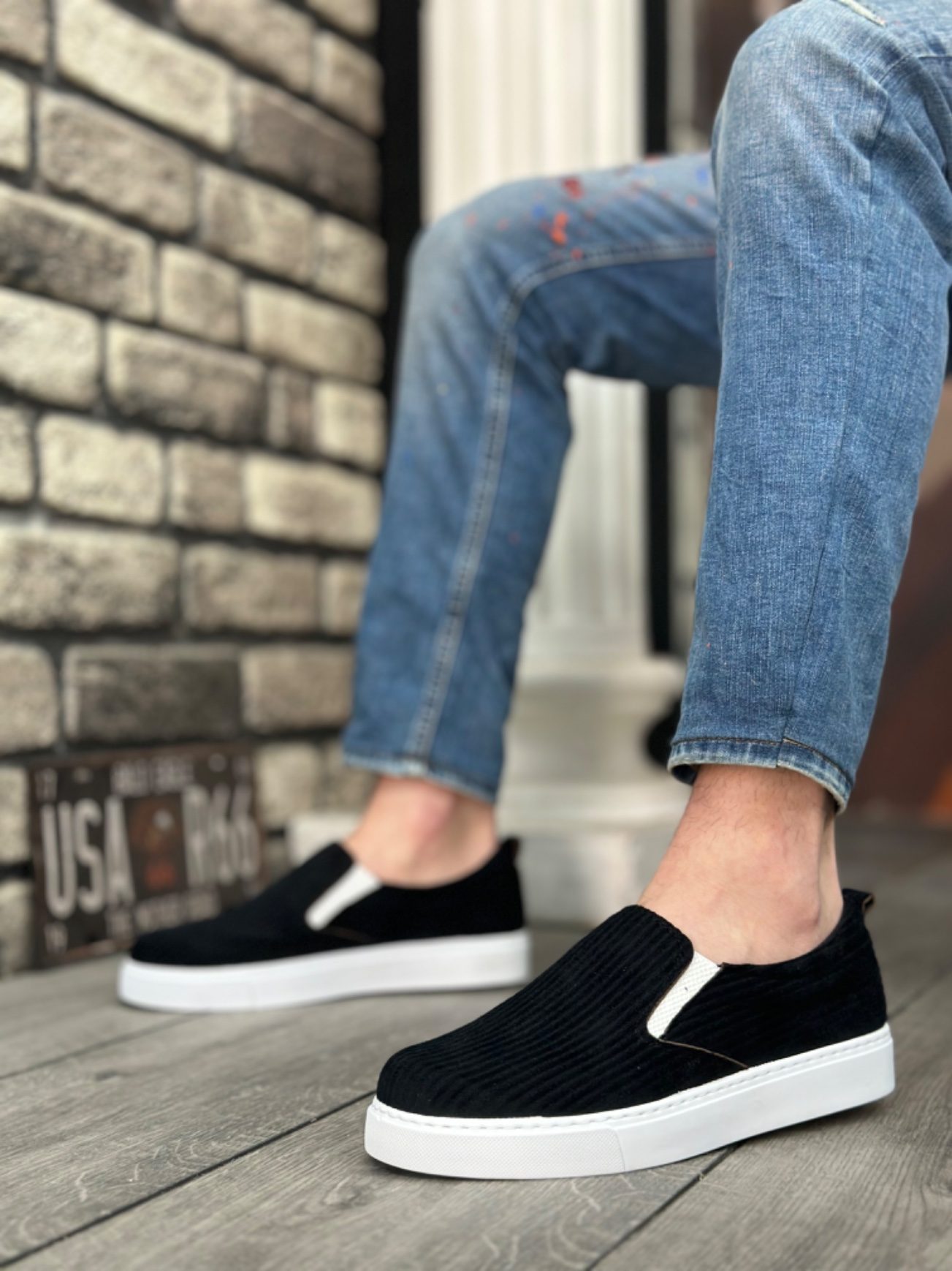 Unlaced Velvet Black White Sole Casual Men's Shoes