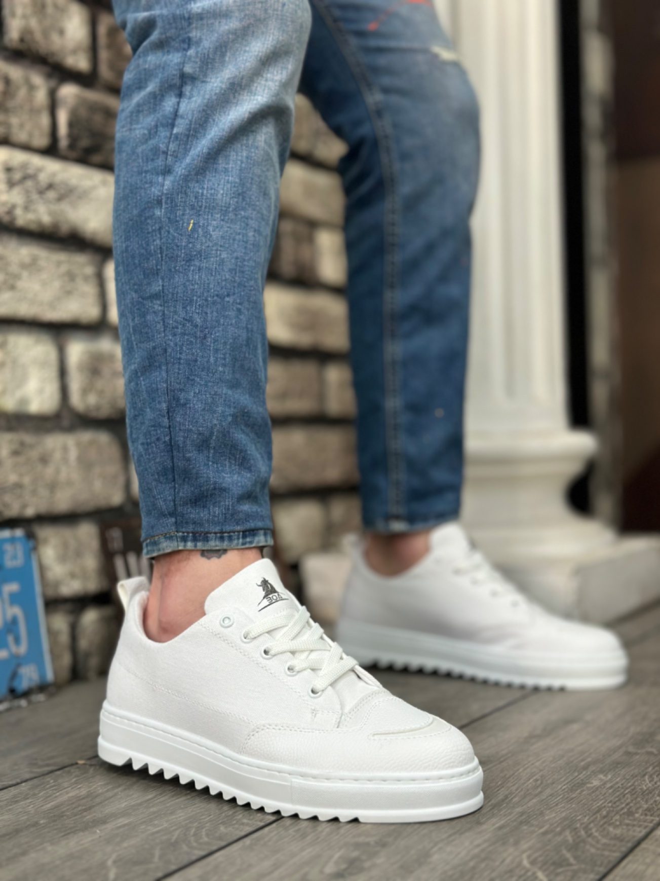 Thick High Sole Smile Patterned White Sneakers for Men