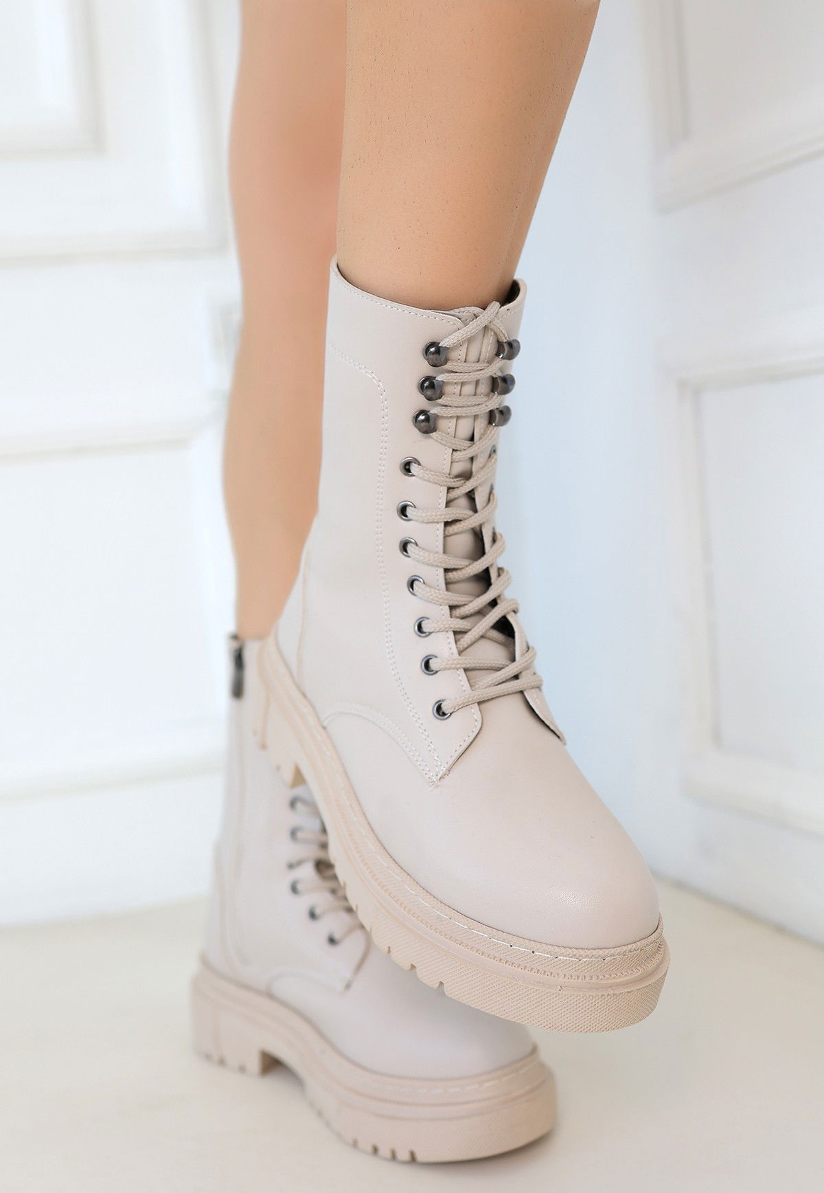 Beige Skin Lace-up Boots