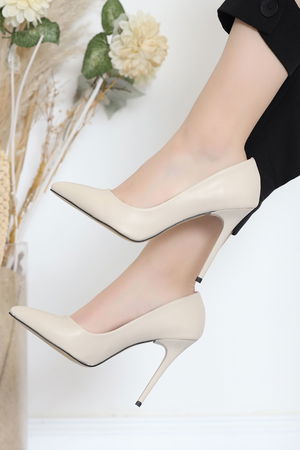 10 Cm Heeled Shoes Beige