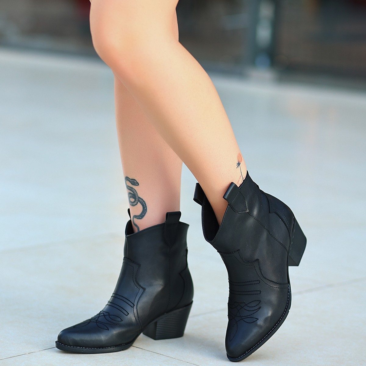 Black Skin Heeled Boots