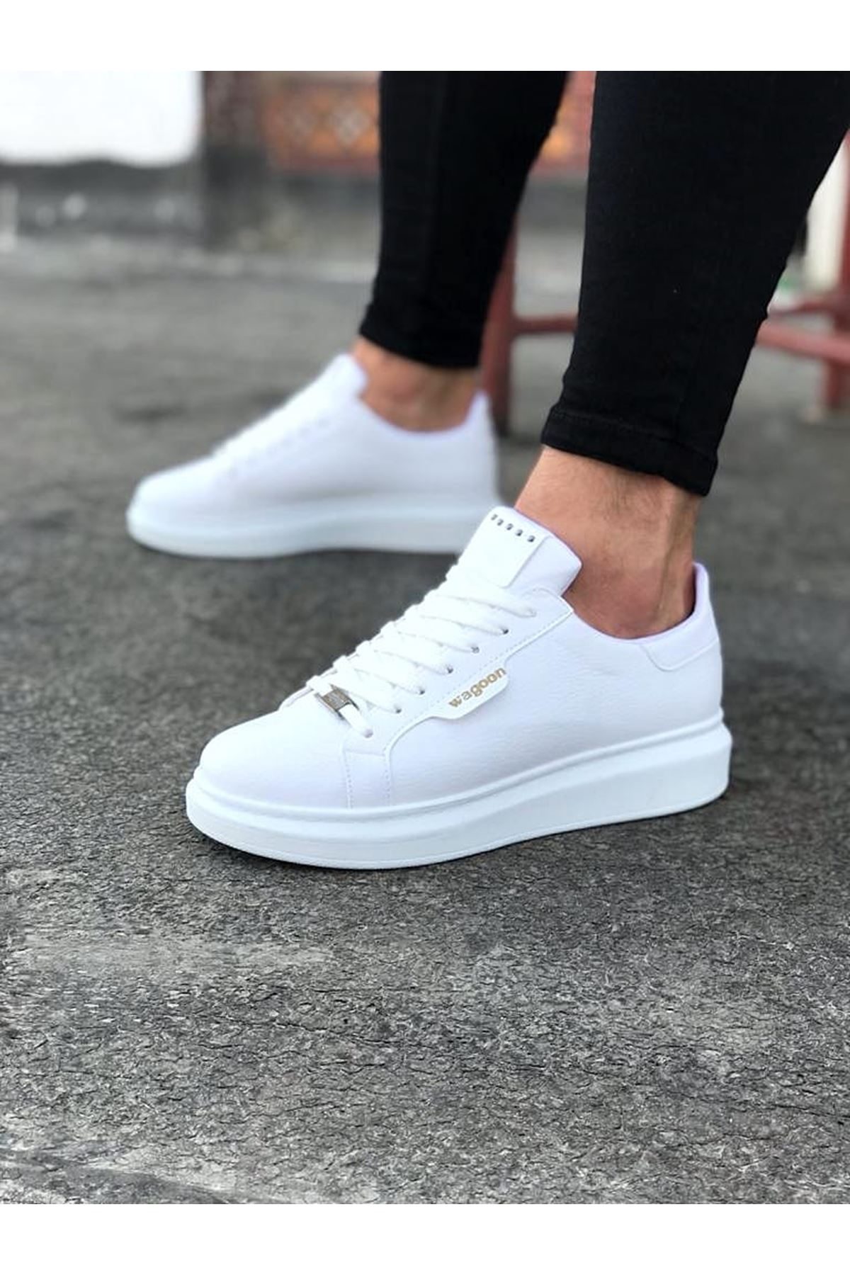 White Flat Men's Casual Shoes