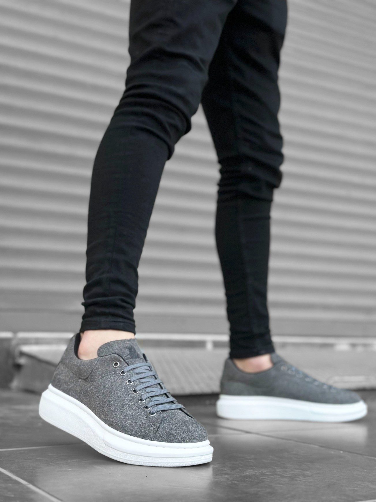 Thick High Sole Gray Suede Lace-Up Sneakers For Men