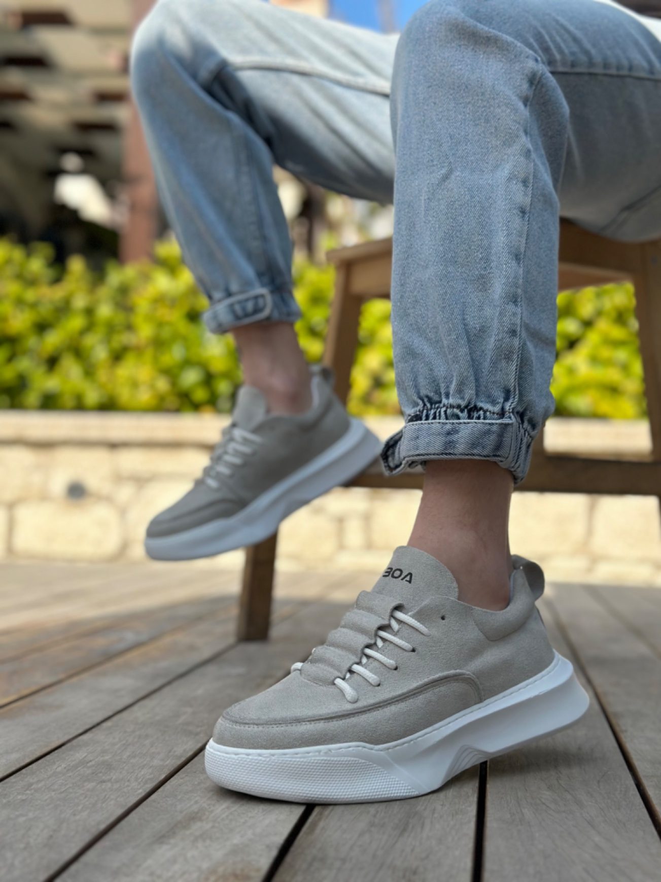 Ladder Pattern Lace-up Men's High-top Grey Suede White Sole Sneakers