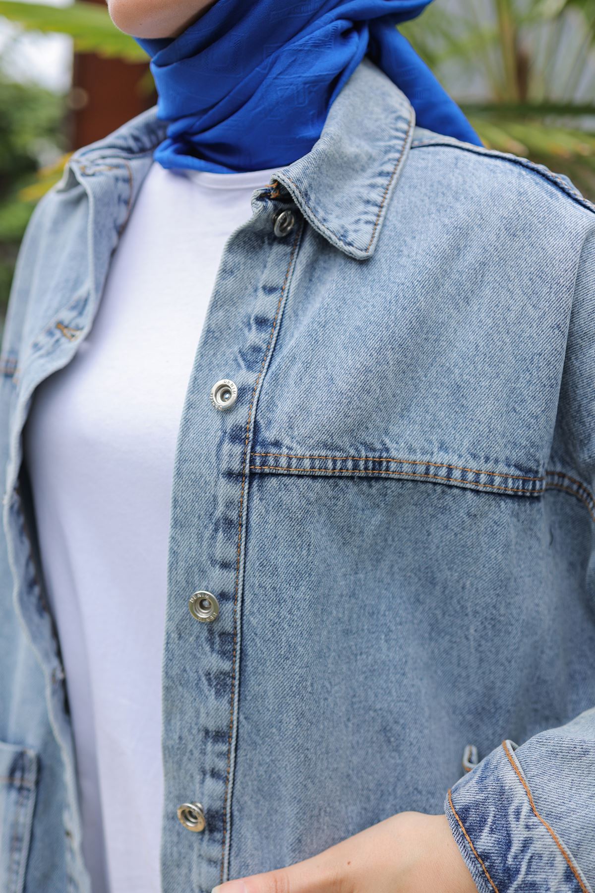 Jeans Jacket with Front Pockets Light Blue