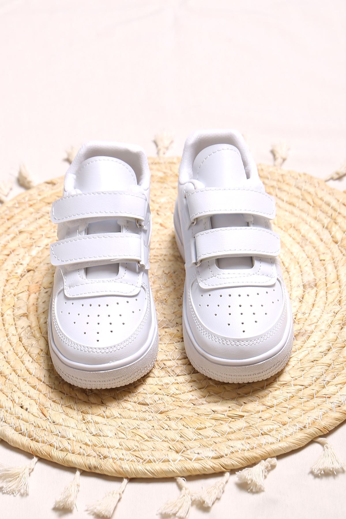 Kids Sneakers White