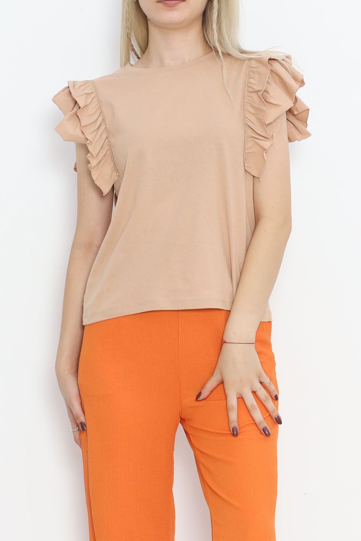 T-Shirt Biscuit with Ruffled Sleeves