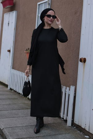 Dress with Buttoned Sleeves Black