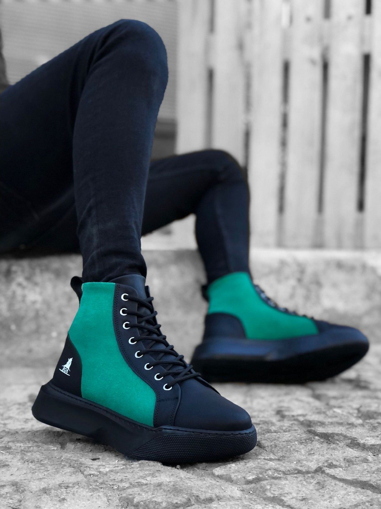 Lace-Up Men's High Sole Black Green Sole Sport Boots